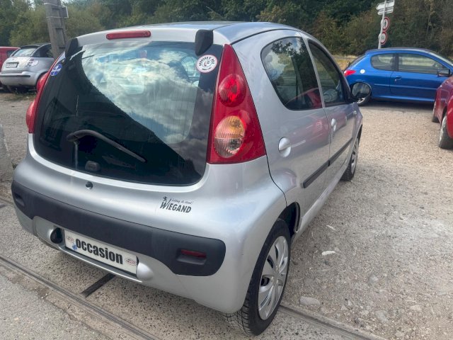 PEUGEOT  Peugeot 107  1.0 12v Trendy 5p
