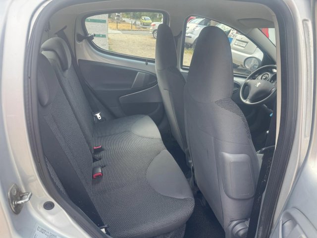 PEUGEOT  Peugeot 107  1.0 12v Trendy 5p