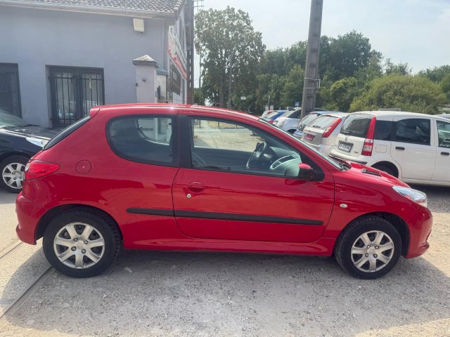 PEUGEOT  Peugeot 206  1.1 Urban 3p