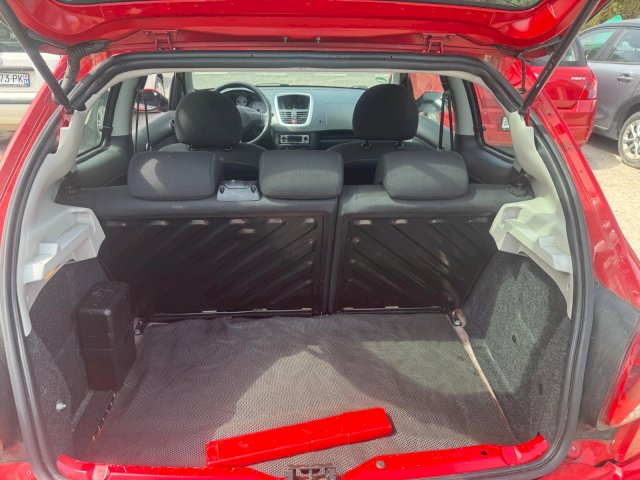 PEUGEOT  Peugeot 206  1.1 Urban 3p