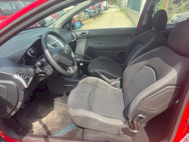 PEUGEOT  Peugeot 206  1.1 Urban 3p