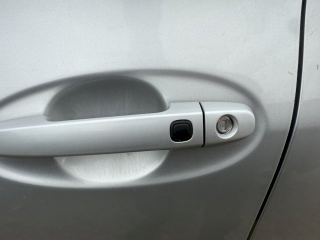 TOYOTA Toyota Yaris II 87 VVT-i Sol 5p