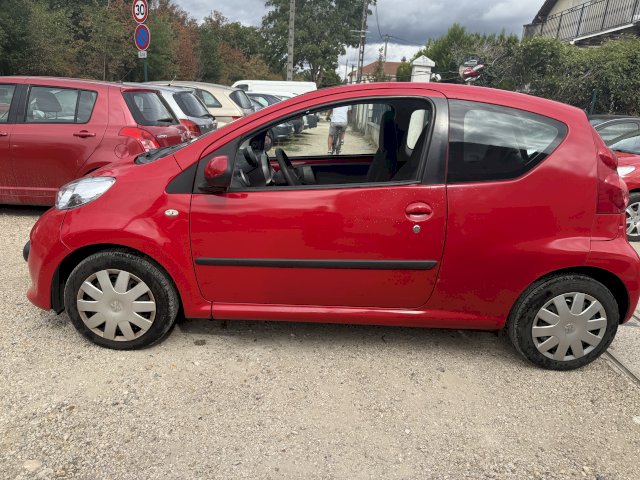 PEUGEOT  Peugeot 107  1.0 12v Trendy 3p