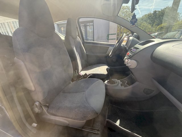 PEUGEOT  Peugeot 107  1.0 12v Urban 3p