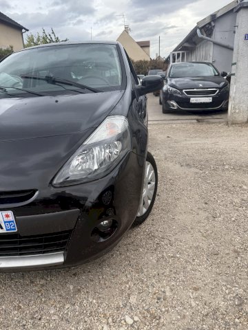 RENAULT  Renault Clio III (B/C85) 1.5 dCi 70ch Expression 5p
