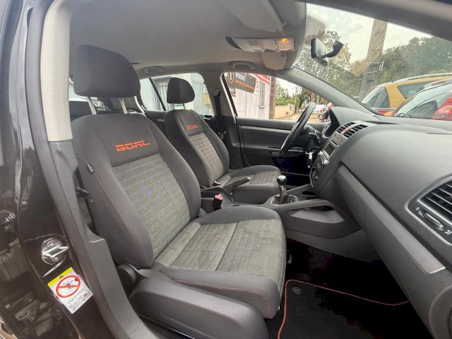 VOLKSWAGEN Volkswagen Golf 1.4 GOAL 80
