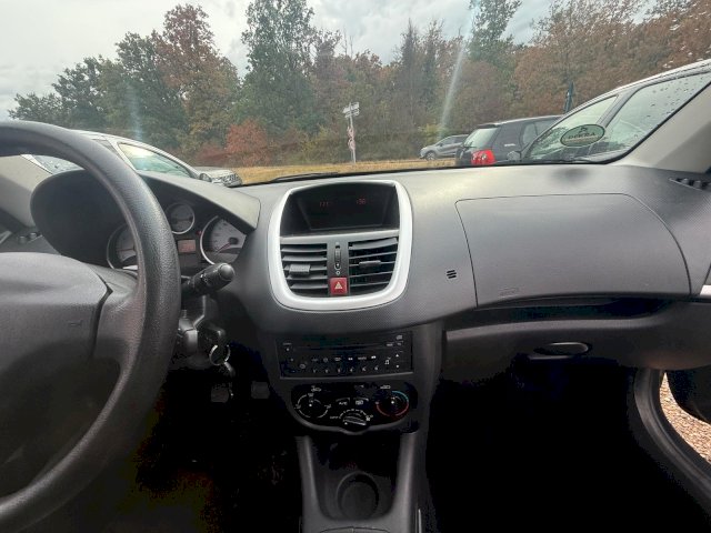 PEUGEOT  Peugeot 206  1.1 Trendy 3p