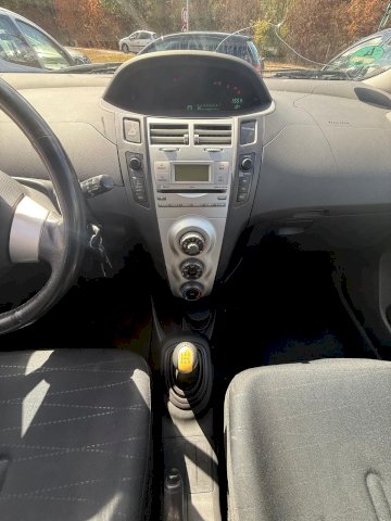 TOYOTA Toyota Yaris II 69 VVT-i Creation 5p