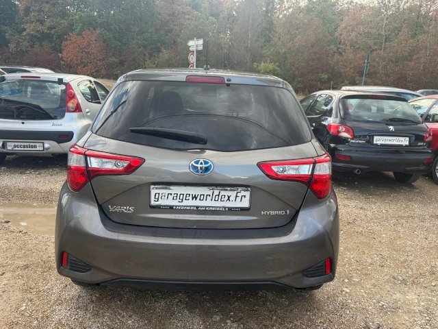 TOYOTA Toyota Yaris 1.5 HYBRID 75