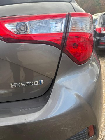 TOYOTA Toyota Yaris 1.5 HYBRID 75
