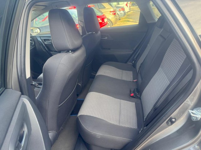 TOYOTA Toyota Auris Touring Sport  HSD 136h Executive