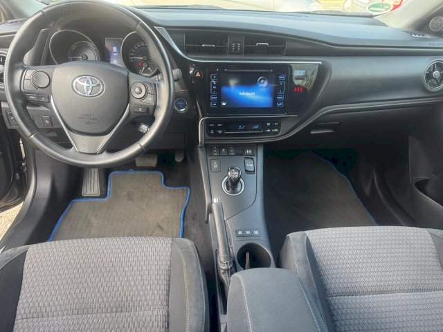 TOYOTA Toyota Auris Touring Sport  HSD 136h Executive
