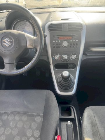 SUZUKI Suzuki Splash 