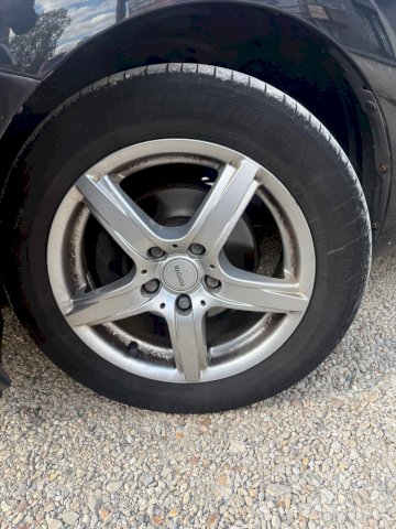 TOYOTA Toyota Auris  132 VVT-i Executive MMT 5p