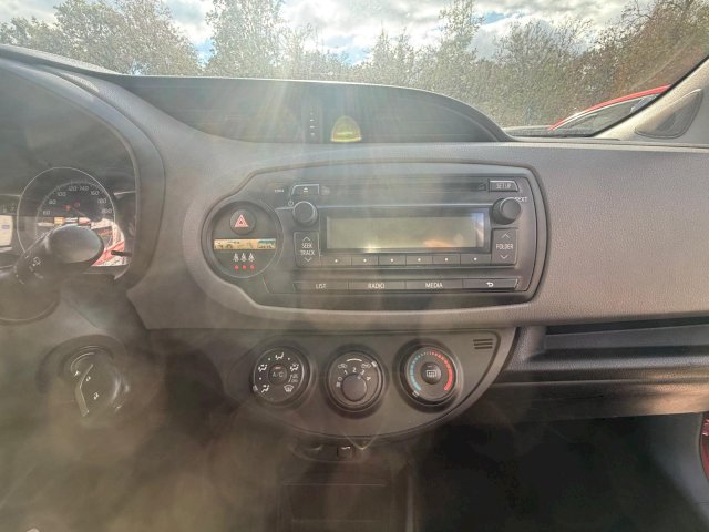 TOYOTA Toyota Yaris III 69 VVT-i Tendance 5p