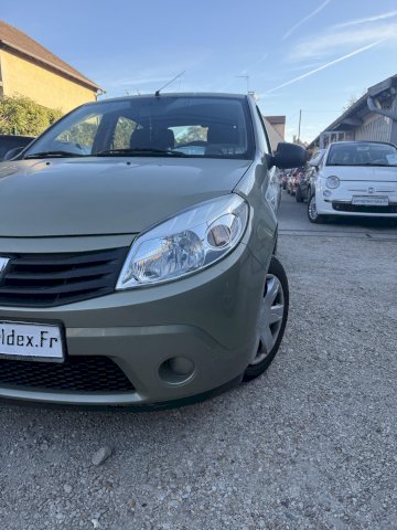 DACIA Dacia Sandero  1.4 MPI 75 Lauréate