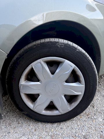 DACIA Dacia Sandero  1.4 MPI 75 Lauréate