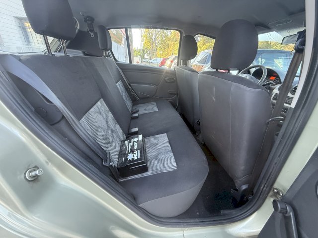 DACIA Dacia Sandero  1.4 MPI 75 Lauréate