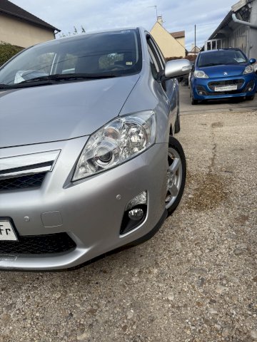 TOYOTA Toyota Auris  HSD 136h Dynamic 15