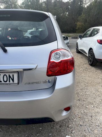 TOYOTA Toyota Auris  HSD 136h Dynamic 15