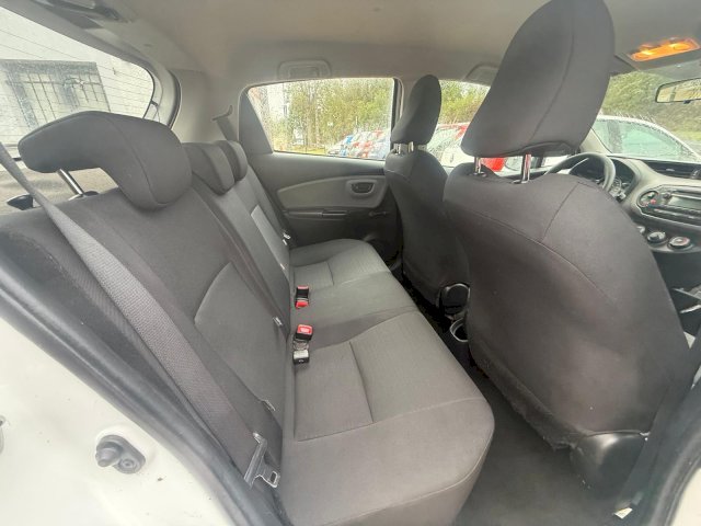 TOYOTA Toyota Yaris III 69 VVT-i Dynamic 5p