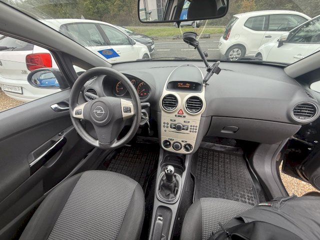 OPEL Opel Corsa 1.0 ESSENTIA 60 