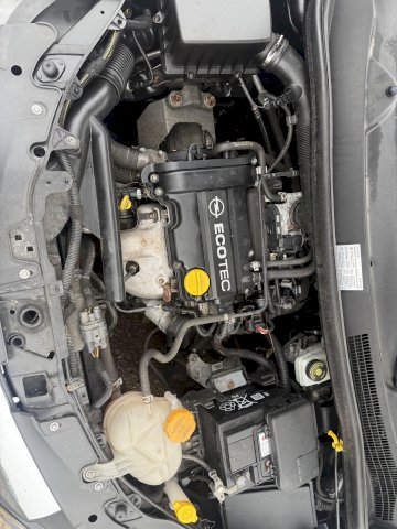 OPEL Opel Corsa 1.0 ESSENTIA 60 