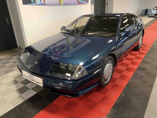 Alpine Renault GTA V6 Turbo 