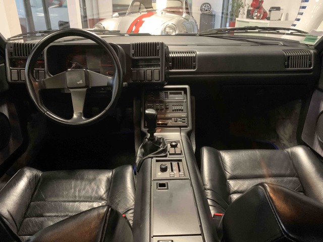 Alpine Renault GTA V6 Turbo 