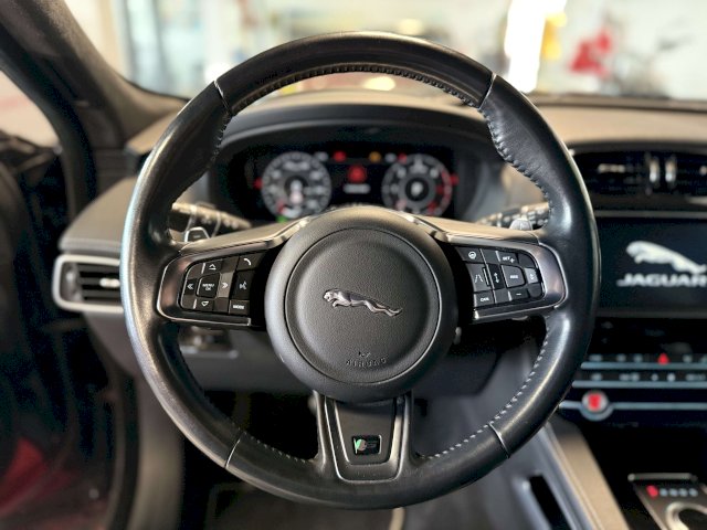 Jaguar Jaguar F-Pace V6 3.0D 300ch R-Sport AWD BVA8 169g
