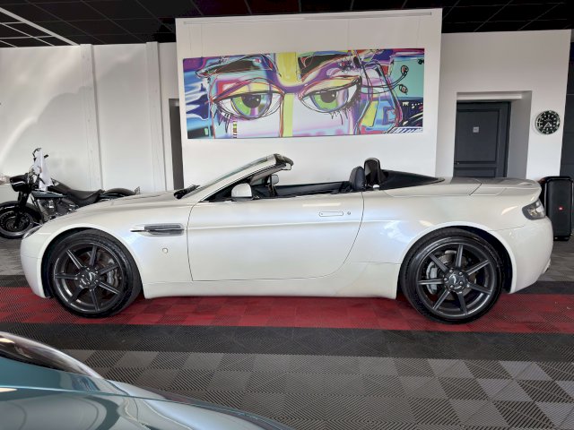 Aston-Martin V8 Vantage  Roadster BVR