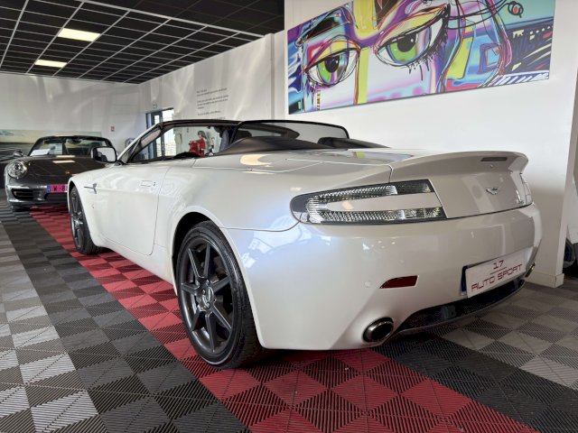 Aston-Martin V8 Vantage  Roadster BVR