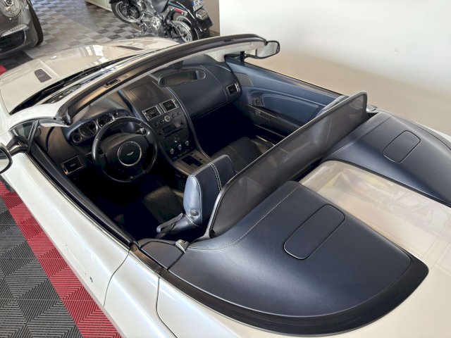 Aston-Martin V8 Vantage  Roadster BVR
