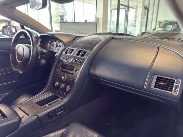 Aston-Martin V8 Vantage  Roadster BVR