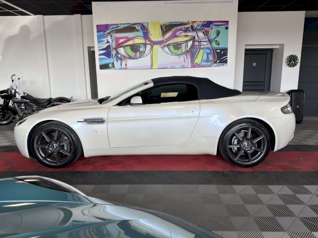 Aston-Martin V8 Vantage  Roadster BVR