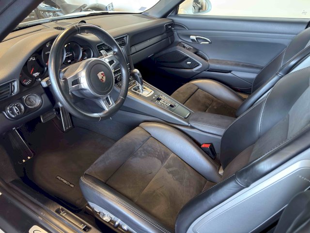 Porsche Porsche 911 991.1 GTS PDK / Options / Carnet / dispo sur parc