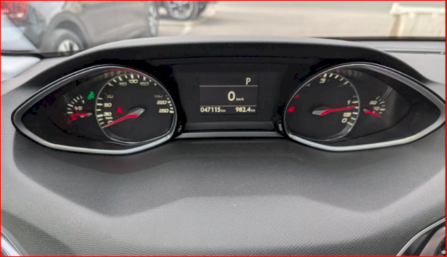 Peugeot Peugeot 308 II 2.0 BlueHDi FAP 150ch Féline EAT6 5p