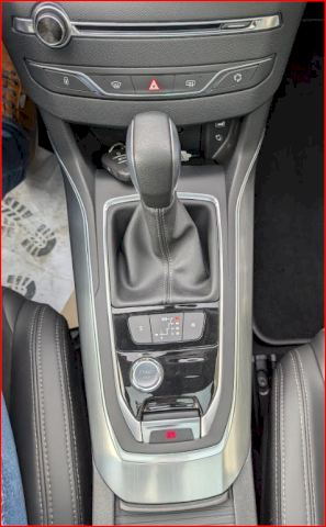 Peugeot Peugeot 308 II 2.0 BlueHDi FAP 150ch Féline EAT6 5p
