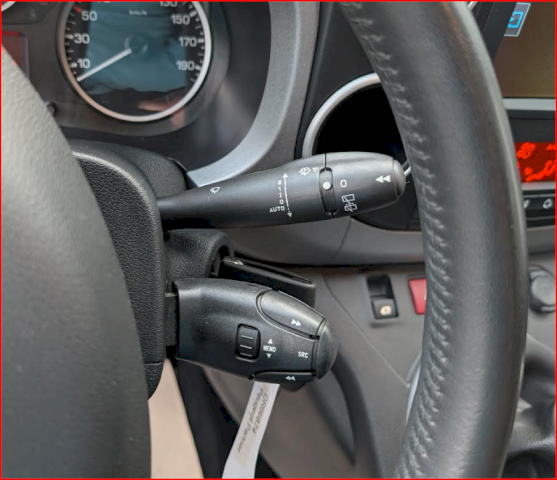Peugeot PARTNER 1.6 BLUEHDI 120 ZENITH