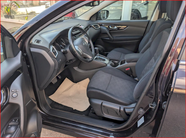 Nissan Nissan Qashqai II (J11) 1.6 dCi 130ch Business Edition Xtronic