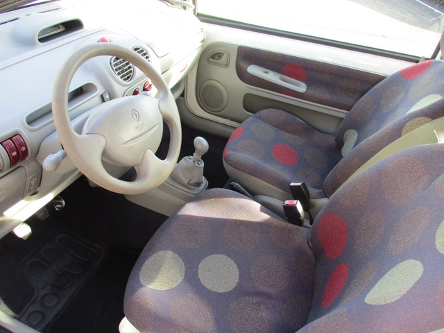 Renault Renault Twingo I Phase 2 1.2L i 60ch 04CV ESSENCE/GPL