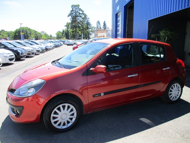 Renault Renault Clio III 1.5L DCI 70ch 04CV