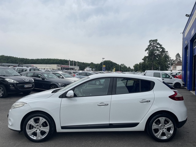 Renault Renault Megane III 1.9L dCi 130ch ECO2 DYNAMIQUE
