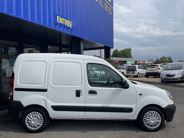 Renault Renault Kangoo Express I Phase 2 1.2L i 75ch 07CV