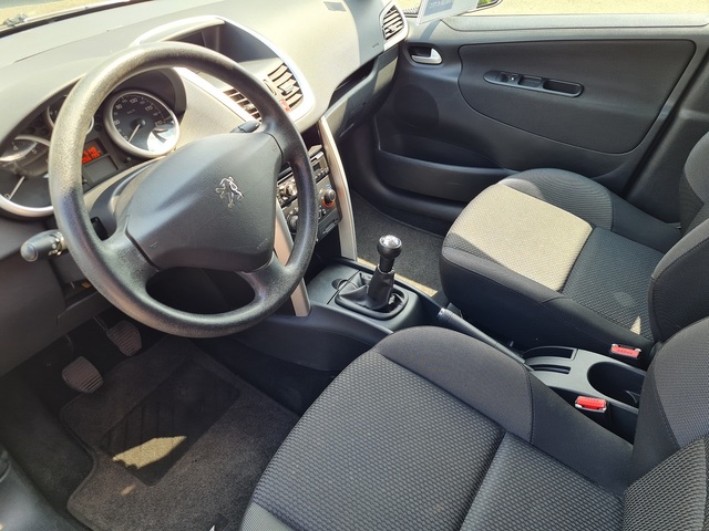 Peugeot Peugeot 207 SW 1.4L i Break 75ch ACCESS 1ERE MAIN