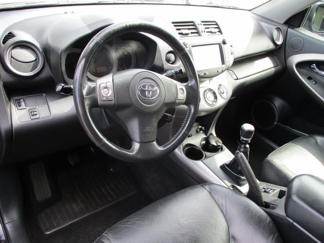 Toyota Toyota RAV4 III 2.2L D-4D 135ch 8CV LIFE