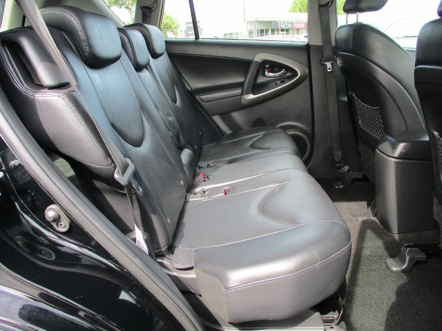 Toyota Toyota RAV4 III 2.2L D-4D 135ch 8CV LIFE