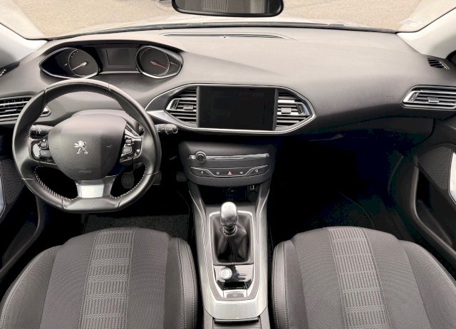 Peugeot Peugeot 308 II SW PHASE II 1.5 BLUEHDI S&S 130CH 6CV