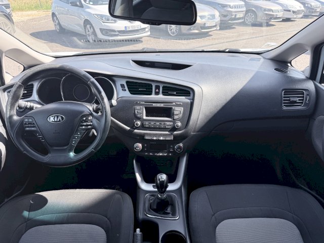 Kia Kia Cee'd II 1.6 CRDI 128CH 6CV