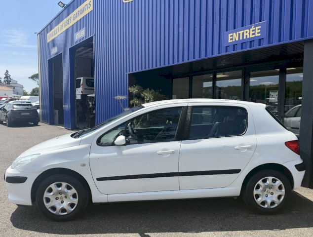 Peugeot Peugeot 307 RESTYLEE 1.6 HDI 90CH 5CV